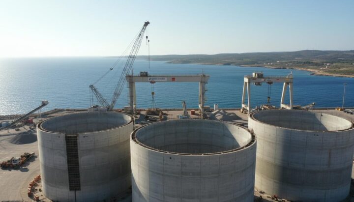 Проект Fos3F: во Франции построят завод оснований для ветроэнергетики